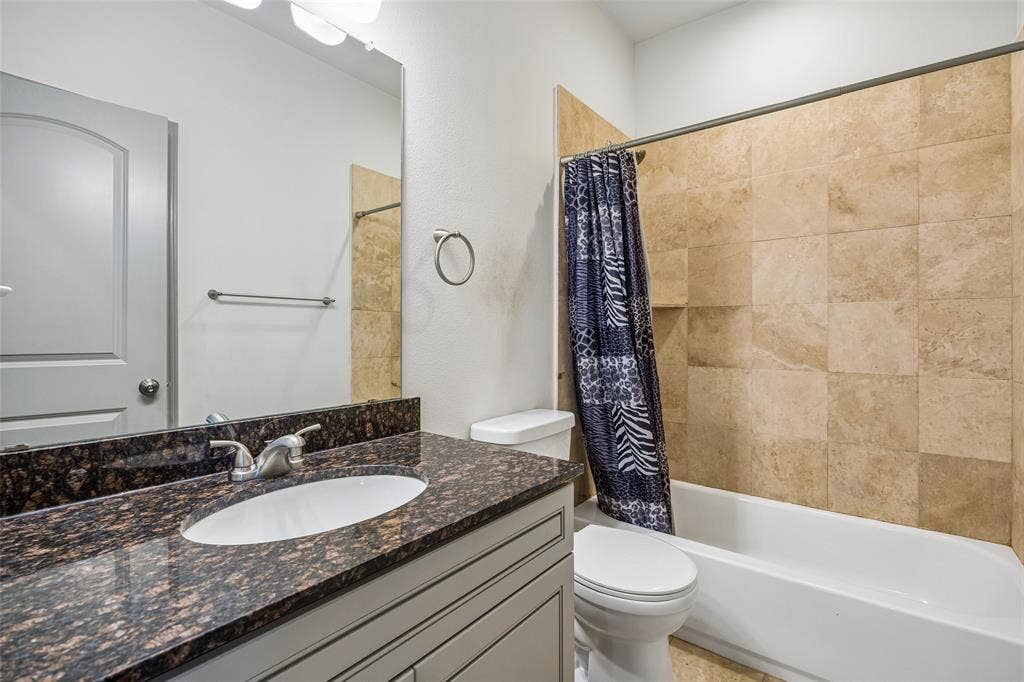 1325 Summerset Lane, Burleson, TX 76028 1325 Summerset Lane, Burleson, TX 76028