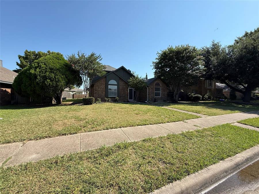 Property photo for 7913 Rice Drive, Rowlett, TX