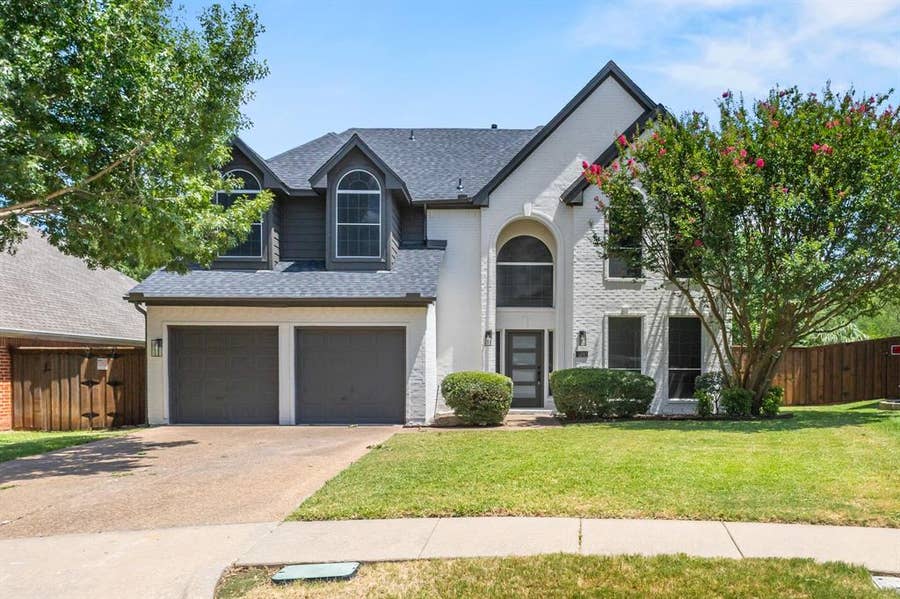 Property photo for 6748 Burr Oak Drive, Plano, TX