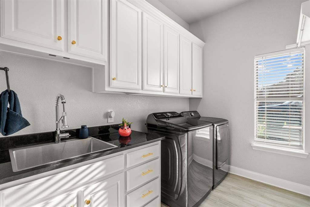 3650 Baylor Boulevard, Midlothian, TX 76065 3650 Baylor Boulevard, Midlothian, TX 76065