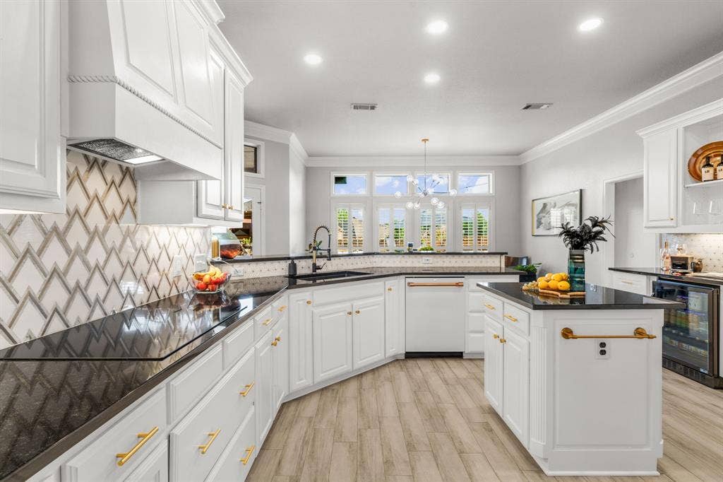3650 Baylor Boulevard, Midlothian, TX 76065 3650 Baylor Boulevard, Midlothian, TX 76065