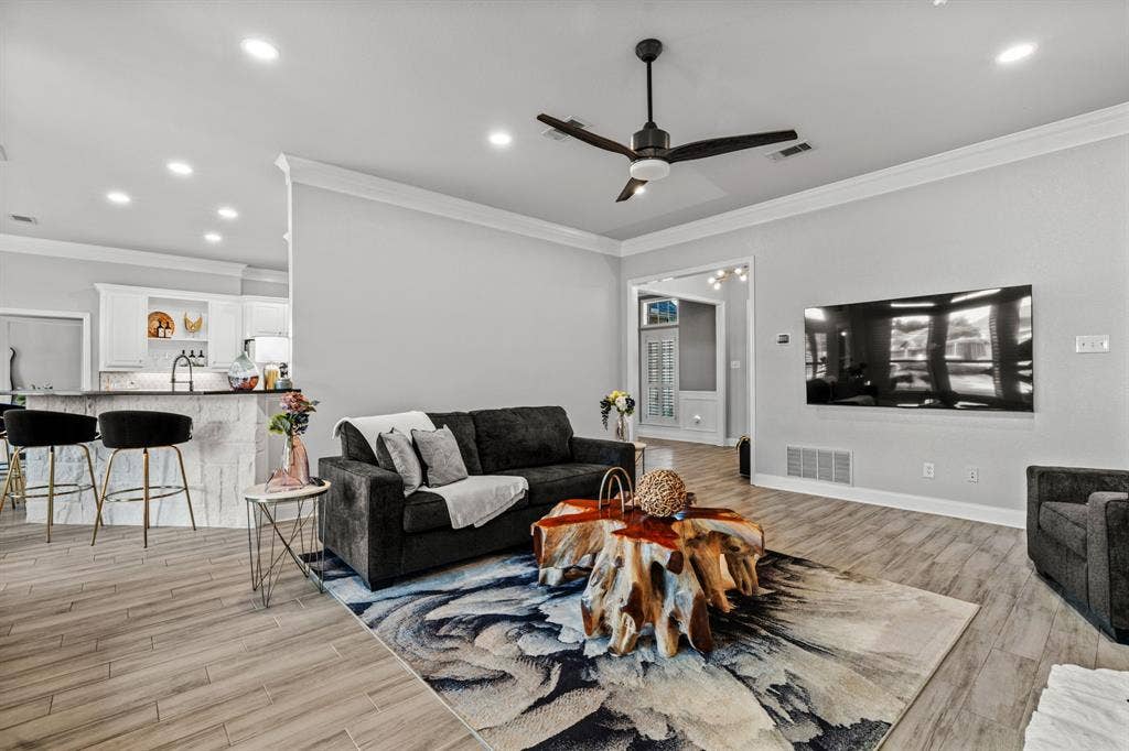 3650 Baylor Boulevard, Midlothian, TX 76065 3650 Baylor Boulevard, Midlothian, TX 76065