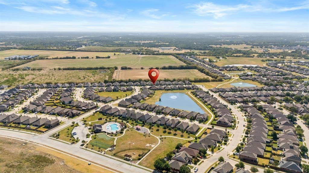9004 Lavon Lane, Denton, TX 76226