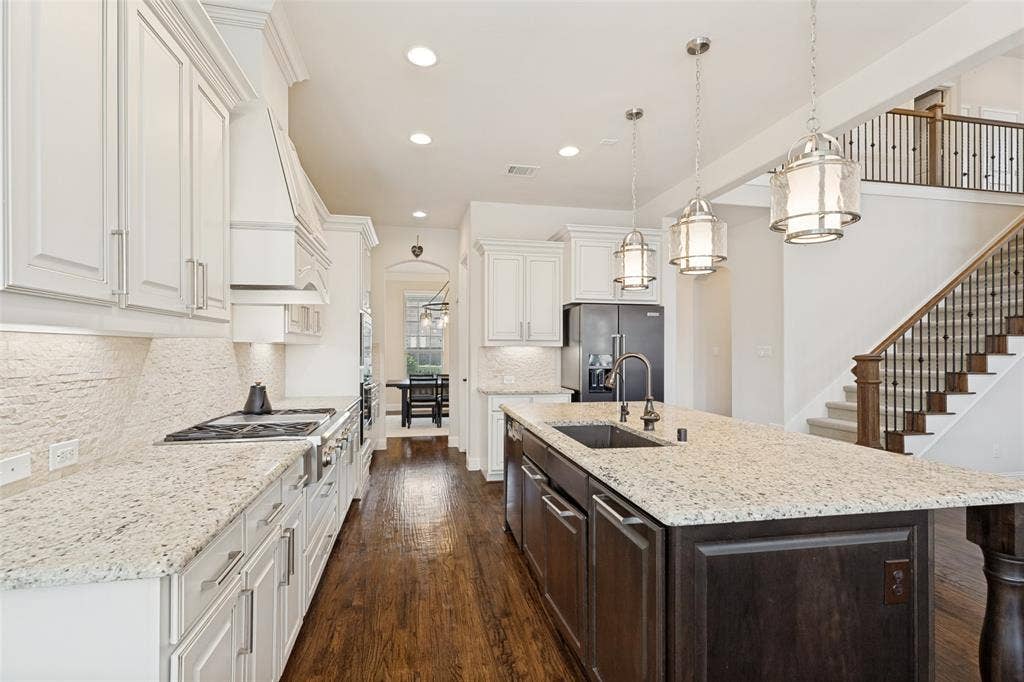 6409 Biltmore Lane, McKinney, TX 75071 Space for a Chef's Kitchen