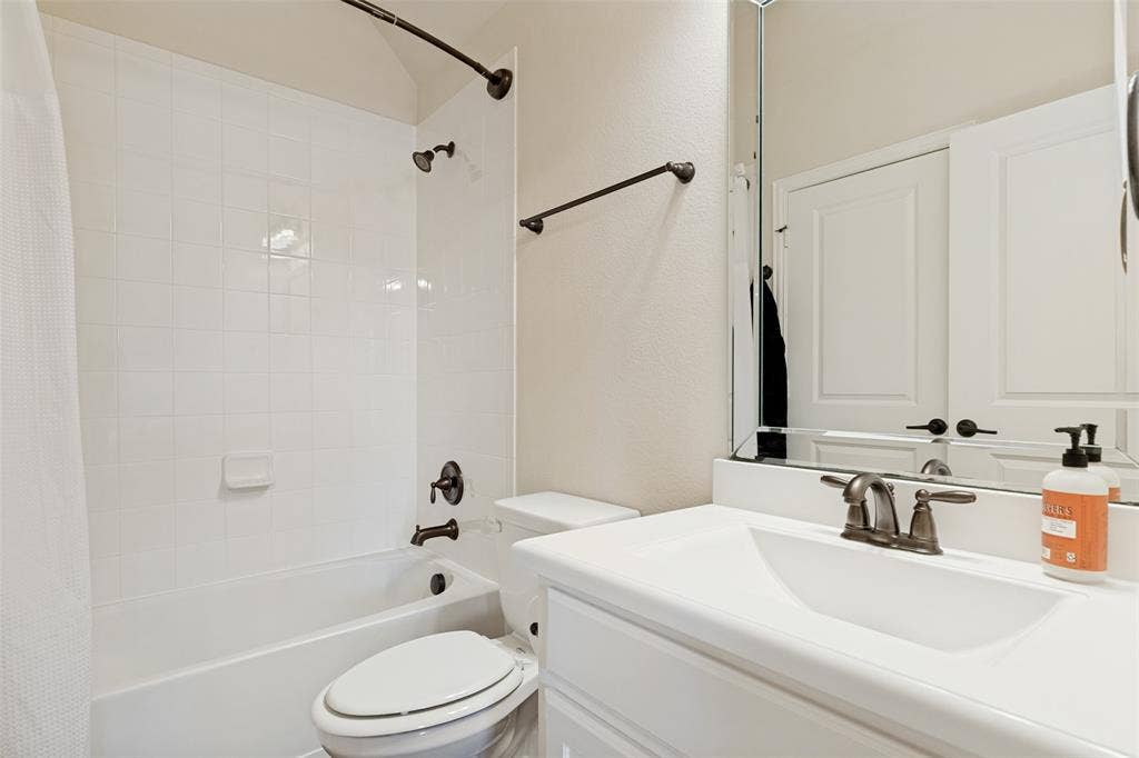 6409 Biltmore Lane, McKinney, TX 75071 6409 Biltmore Lane, McKinney, TX 75071
