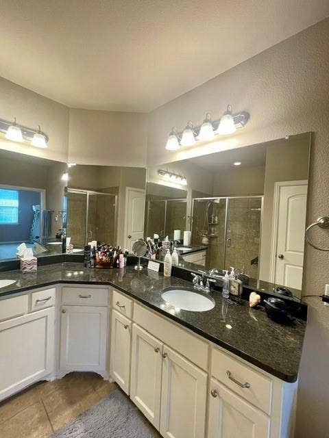 3803 Cascade Sky Drive, Arlington, TX 76005 3803 Cascade Sky Drive, Arlington, TX 76005