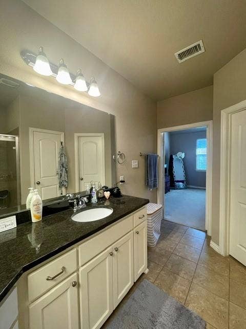 3803 Cascade Sky Drive, Arlington, TX 76005 3803 Cascade Sky Drive, Arlington, TX 76005