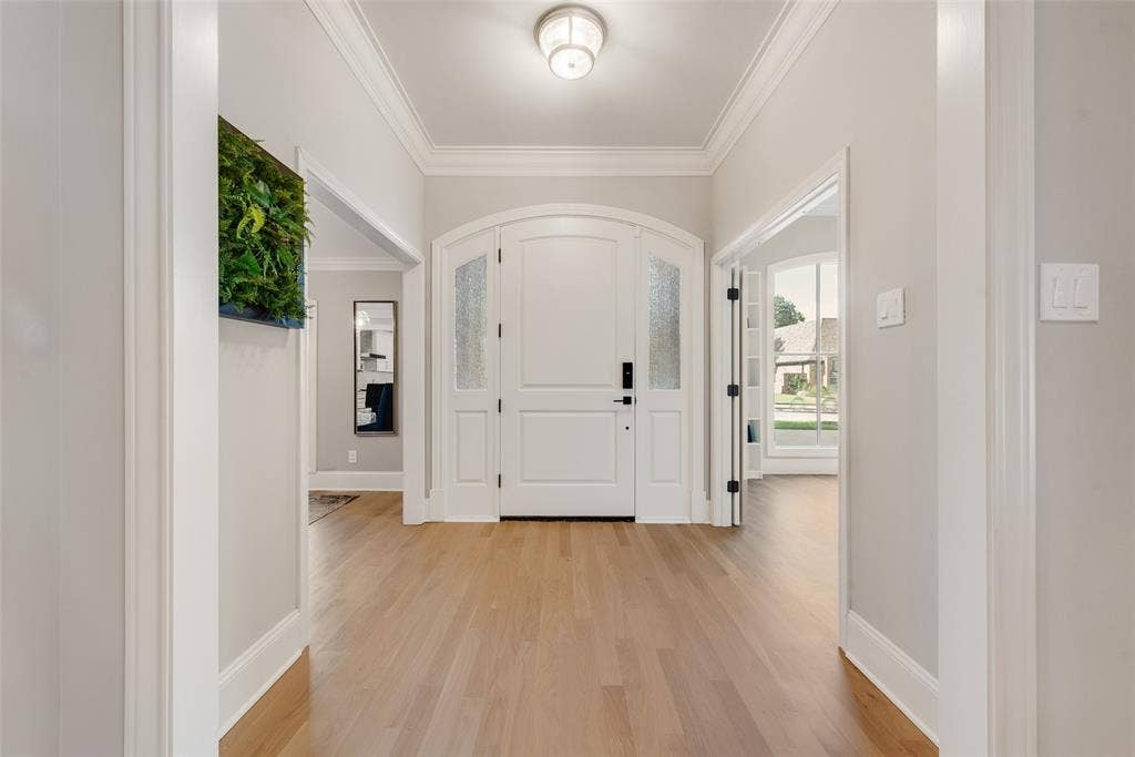 6902 Deloache Avenue, Dallas, TX 75225 6902 Deloache Avenue, Dallas, TX 75225