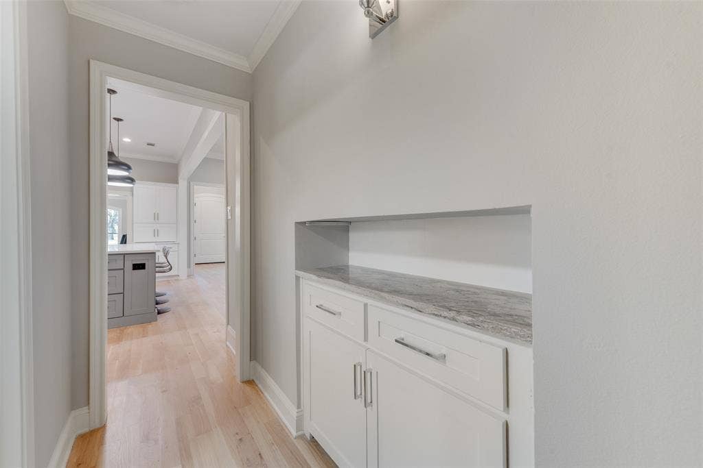 6902 Deloache Avenue, Dallas, TX 75225 6902 Deloache Avenue, Dallas, TX 75225