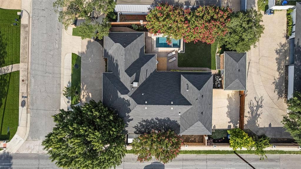 6902 Deloache Avenue, Dallas, TX 75225 6902 Deloache Avenue, Dallas, TX 75225