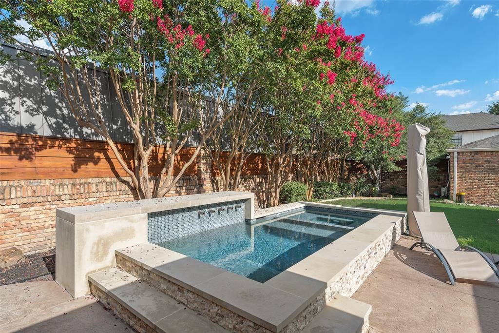 6902 Deloache Avenue, Dallas, TX 75225 6902 Deloache Avenue, Dallas, TX 75225