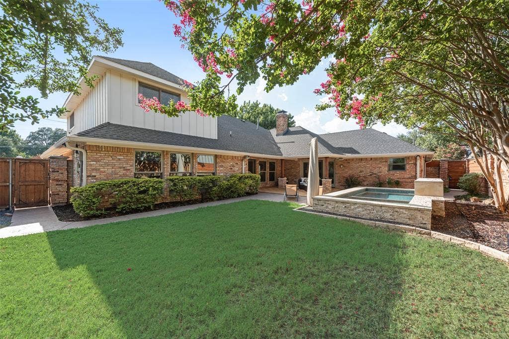 6902 Deloache Avenue, Dallas, TX 75225 6902 Deloache Avenue, Dallas, TX 75225