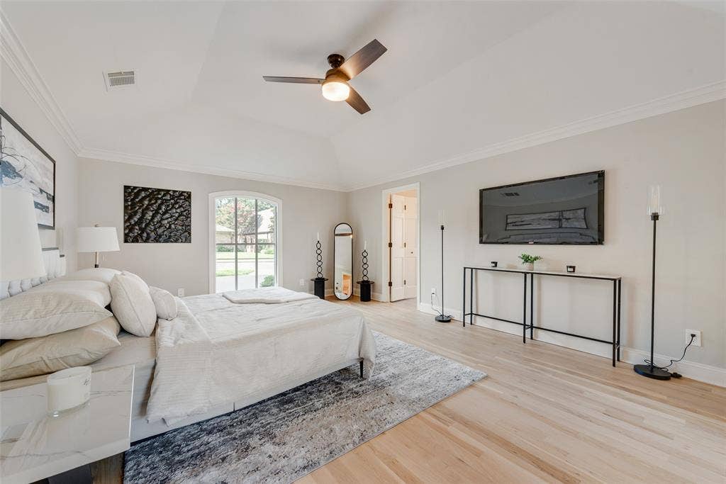 6902 Deloache Avenue, Dallas, TX 75225 6902 Deloache Avenue, Dallas, TX 75225