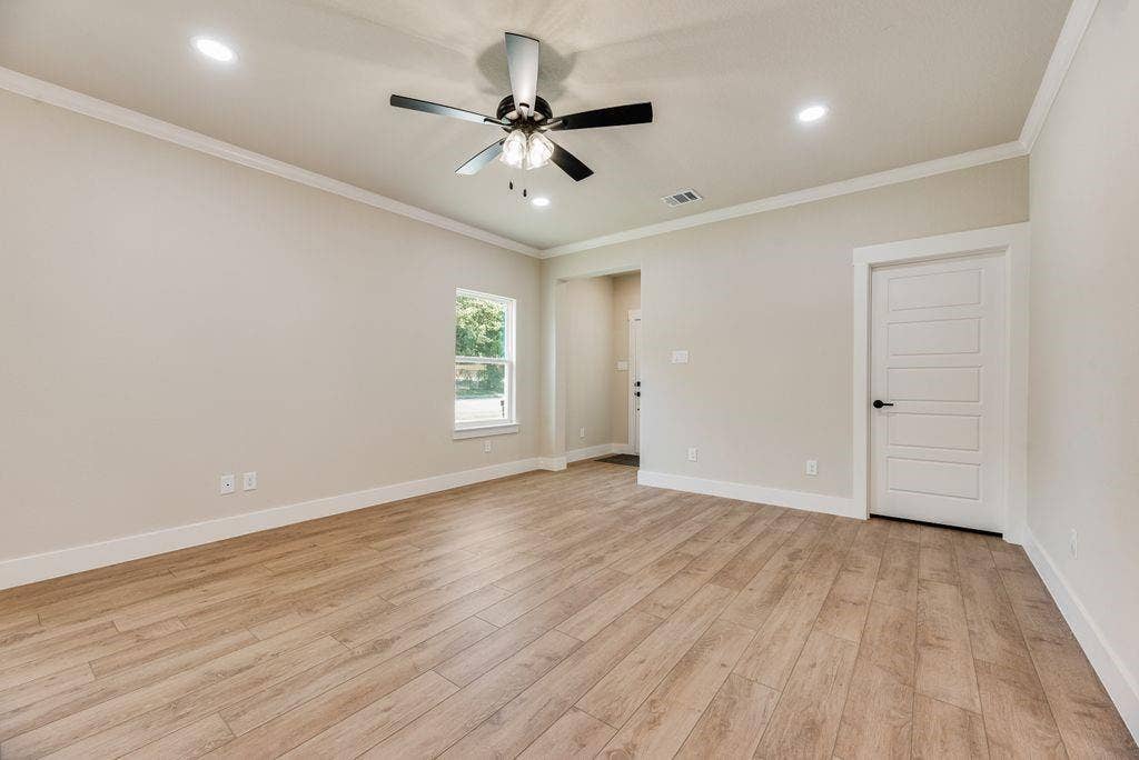 602 N 7TH Street, Midlothian, TX 76065 602 N 7TH Street, Midlothian, TX 76065