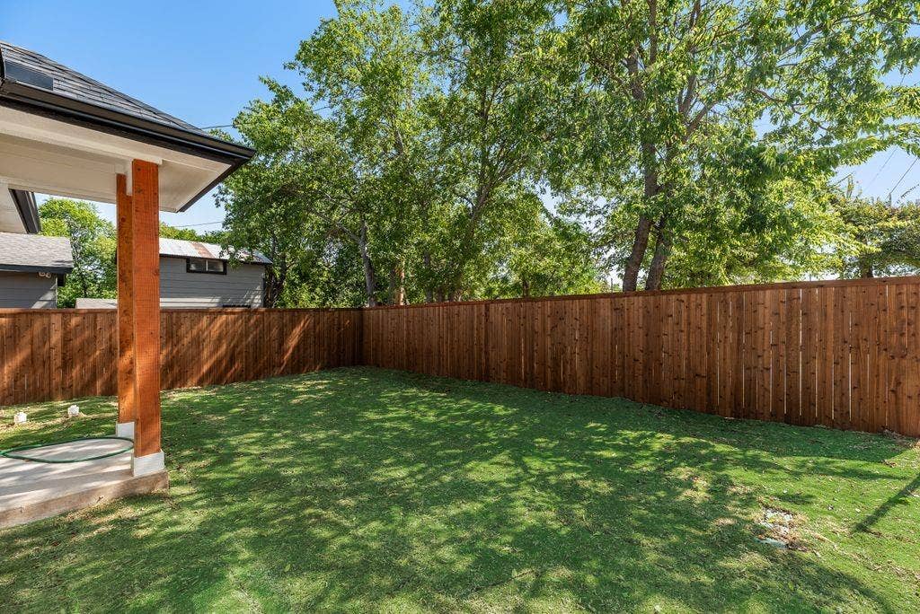602 N 7TH Street, Midlothian, TX 76065 602 N 7TH Street, Midlothian, TX 76065
