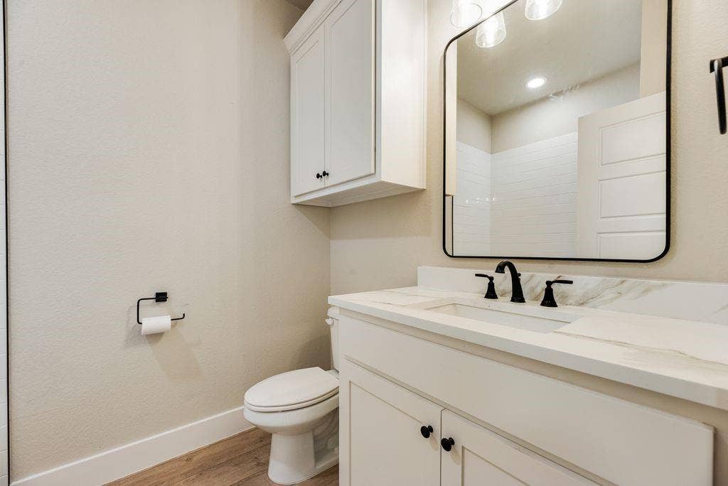 602 N 7TH Street, Midlothian, TX 76065 602 N 7TH Street, Midlothian, TX 76065