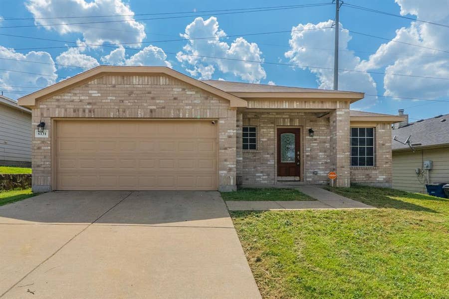 Property photo for 6131 Balcony Lane, Dallas, TX