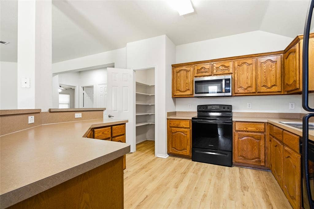 2712 Mockingbird Street, Royse City, TX 75189 2712 Mockingbird Street, Royse City, TX 75189
