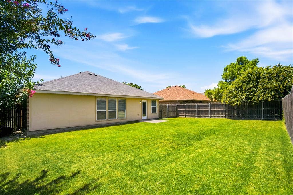 2712 Mockingbird Street, Royse City, TX 75189 2712 Mockingbird Street, Royse City, TX 75189