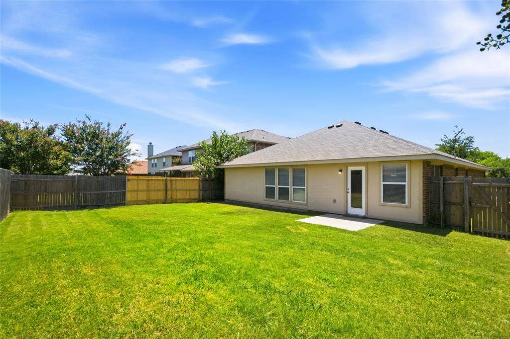 2712 Mockingbird Street, Royse City, TX 75189 2712 Mockingbird Street, Royse City, TX 75189