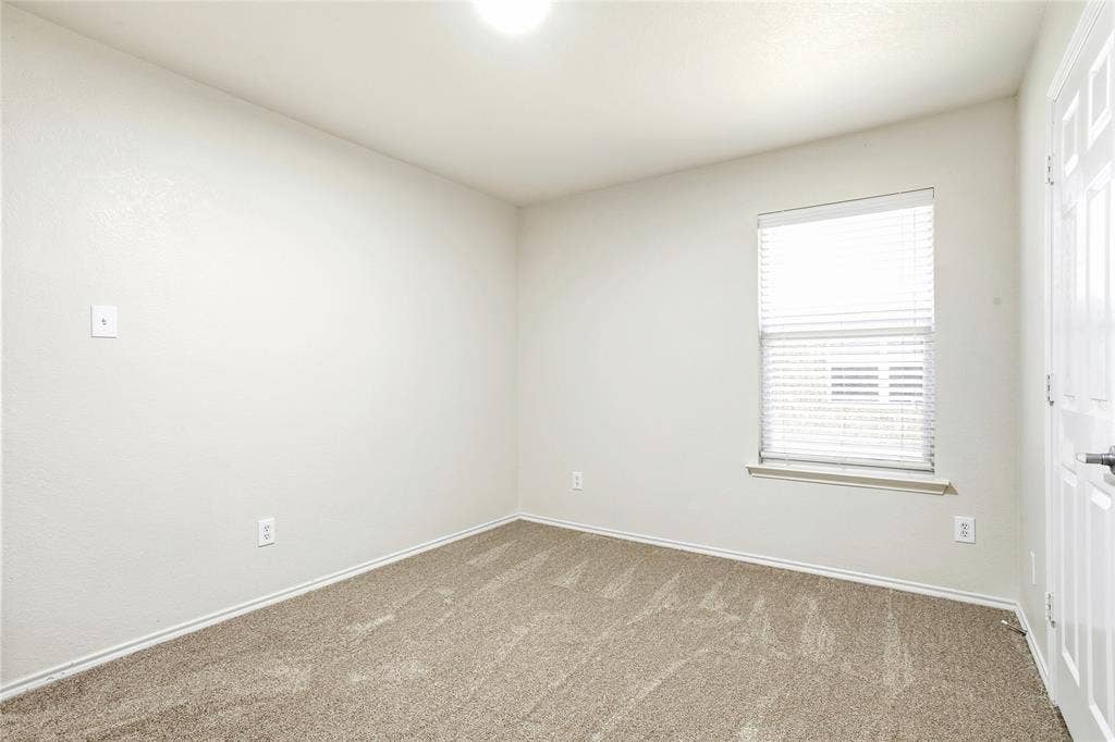 2712 Mockingbird Street, Royse City, TX 75189 2712 Mockingbird Street, Royse City, TX 75189