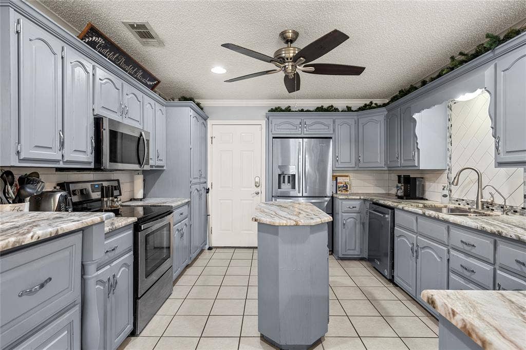 1022 S Old Robinson Road, Robinson, TX 76706 1022 S Old Robinson Road, Robinson, TX 76706