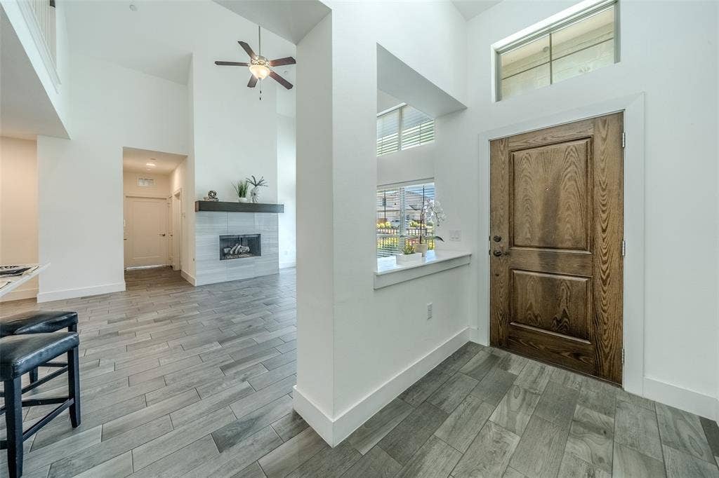 4050 Pequin Drive, Prosper, TX 75078 Contemporary Open & Bright