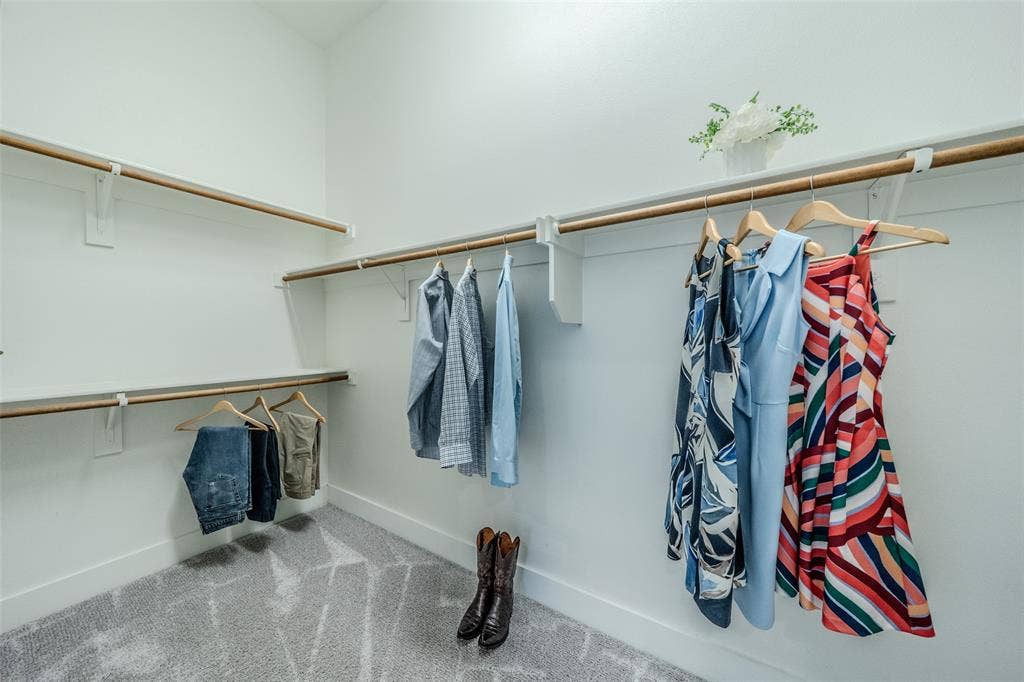 4050 Pequin Drive, Prosper, TX 75078 Generously sized walk-in closet