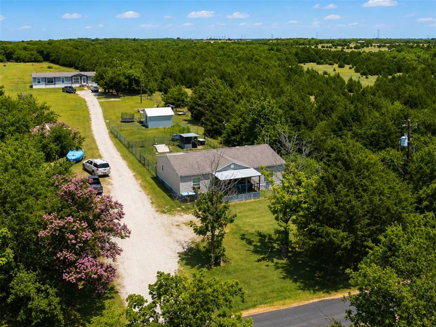 Property photo for 815 County Road 655, Farmersville, TX
