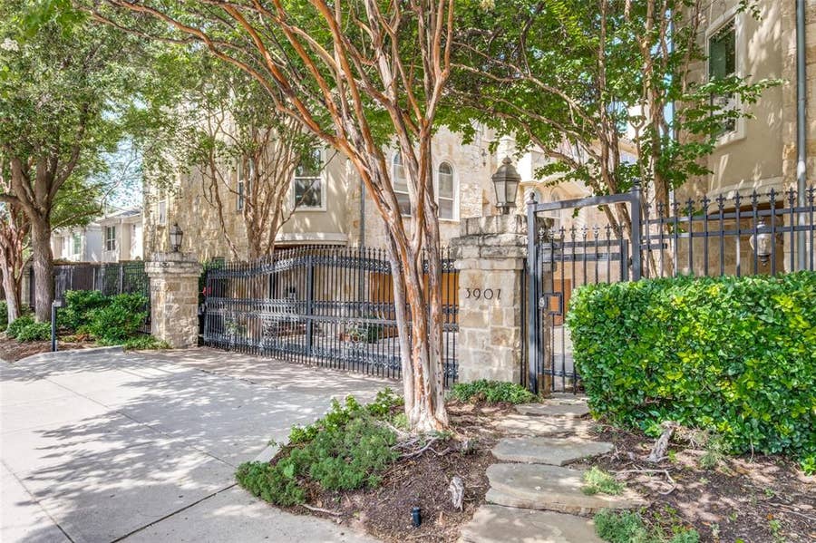 Property photo for 3907 Cole Avenue, #3, Dallas, TX