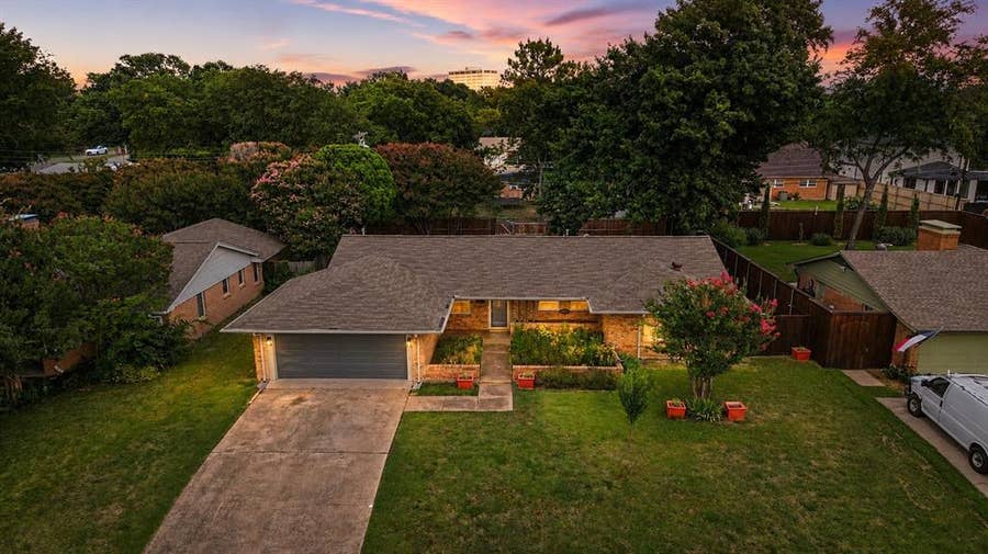 Property photo for 13216 Meandering Way, Dallas, TX
