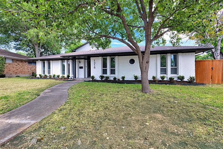 Property photo for 1316 Edgefield Drive, Plano, TX