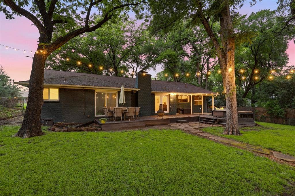 2320 Chart Drive, Dallas, TX 75228