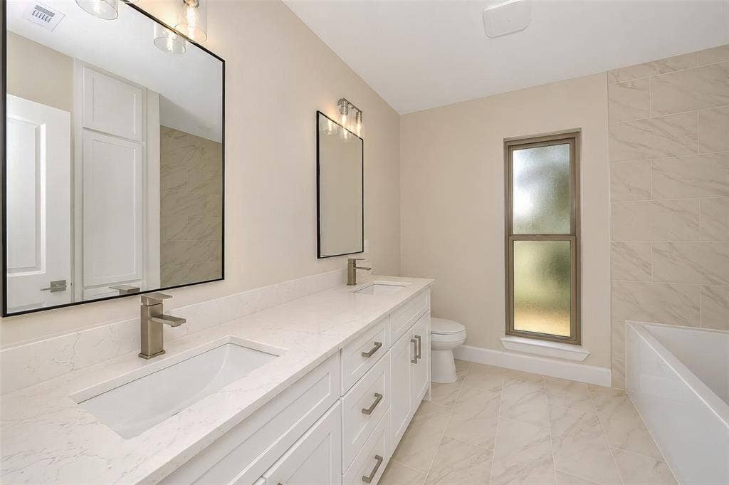 1141 Henson Drive, Hurst, TX 76053 1141 Henson Drive, Hurst, TX 76053