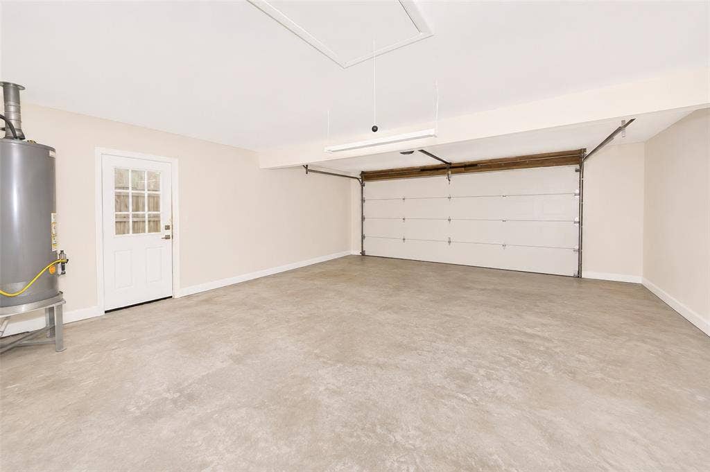 1141 Henson Drive, Hurst, TX 76053 1141 Henson Drive, Hurst, TX 76053