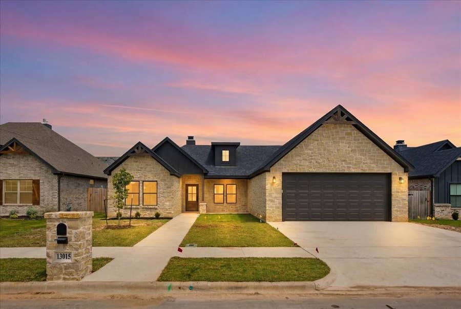 Property photo for 13015 Rainier Drive, Woodway, TX