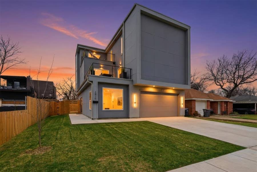 Property photo for 1810 Kraft Street, Dallas, TX