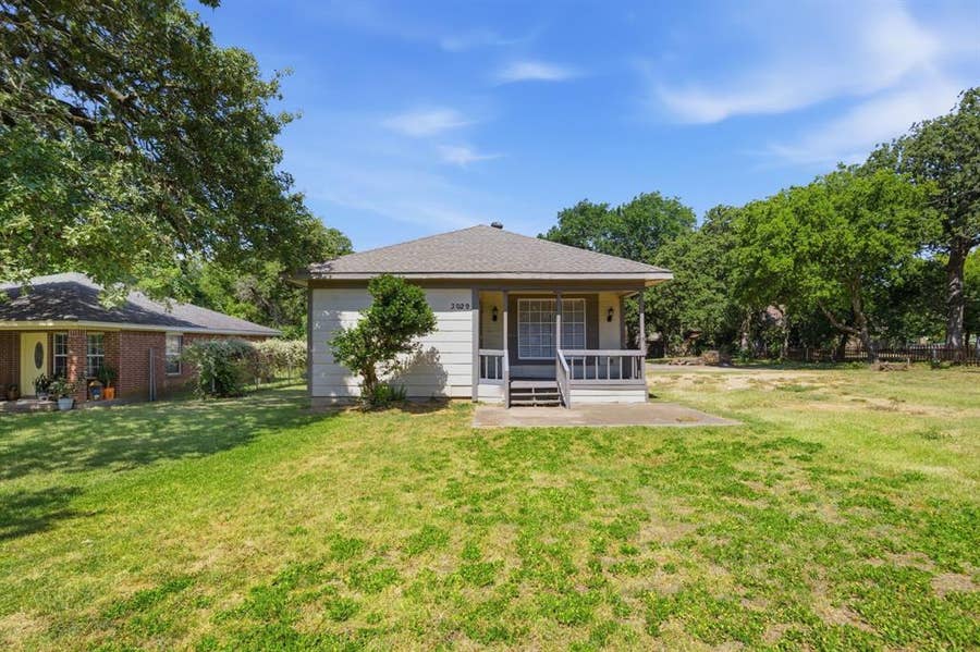 Property photo for 3029 Pueblo Trail, Lake Worth, TX