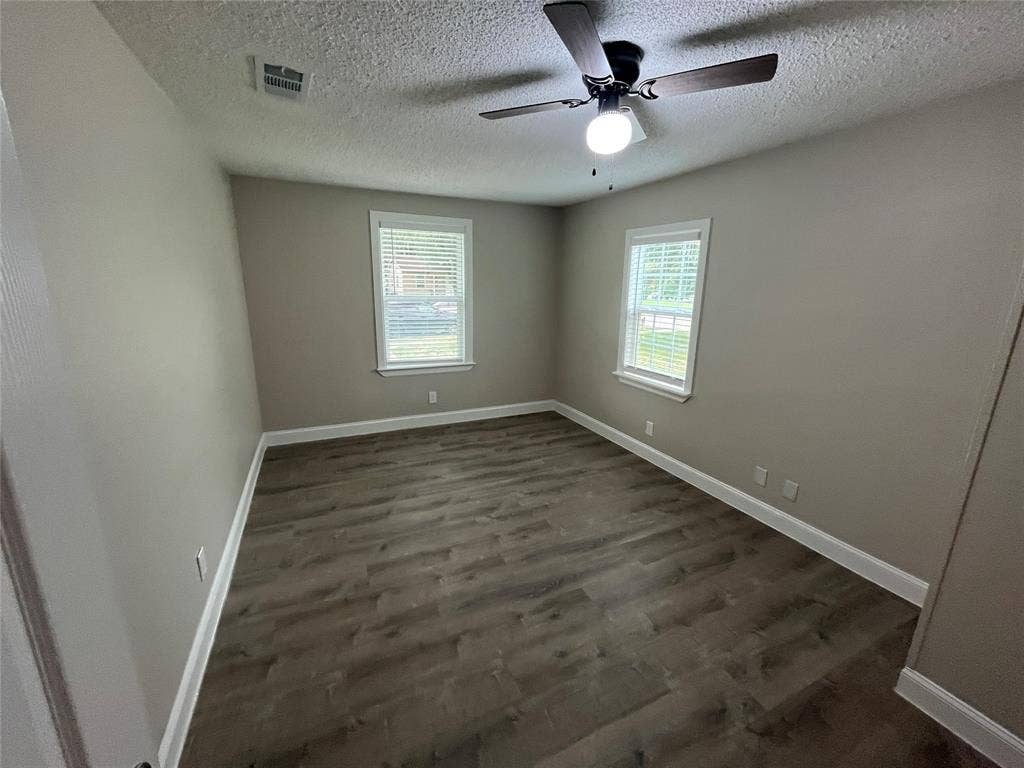 719 Fairwood Drive, Dallas, TX 75232 719 Fairwood Drive, Dallas, TX 75232