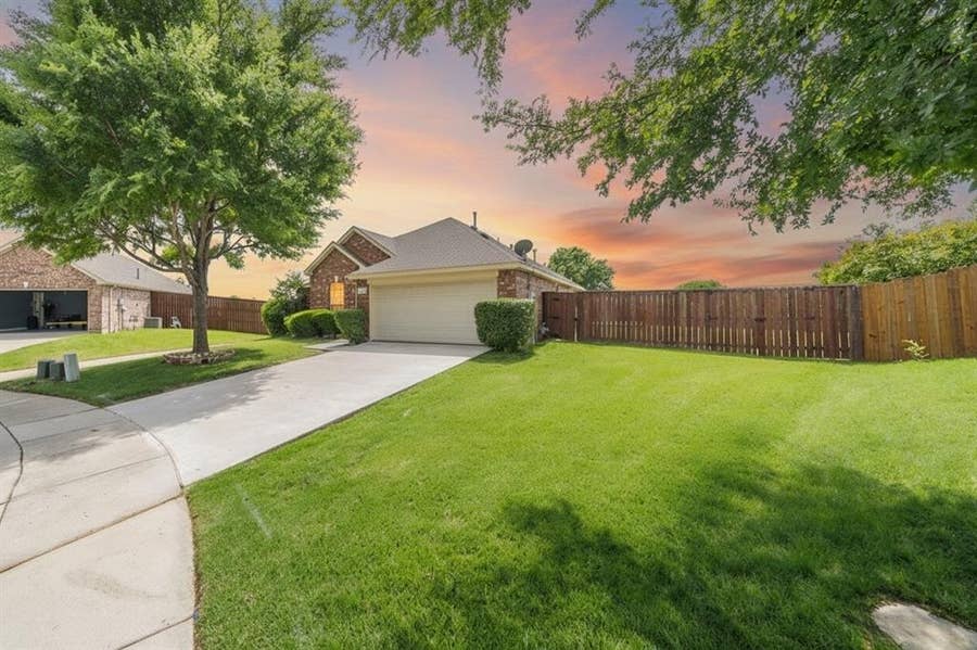 Property photo for 100 Mustang Court, Celina, TX