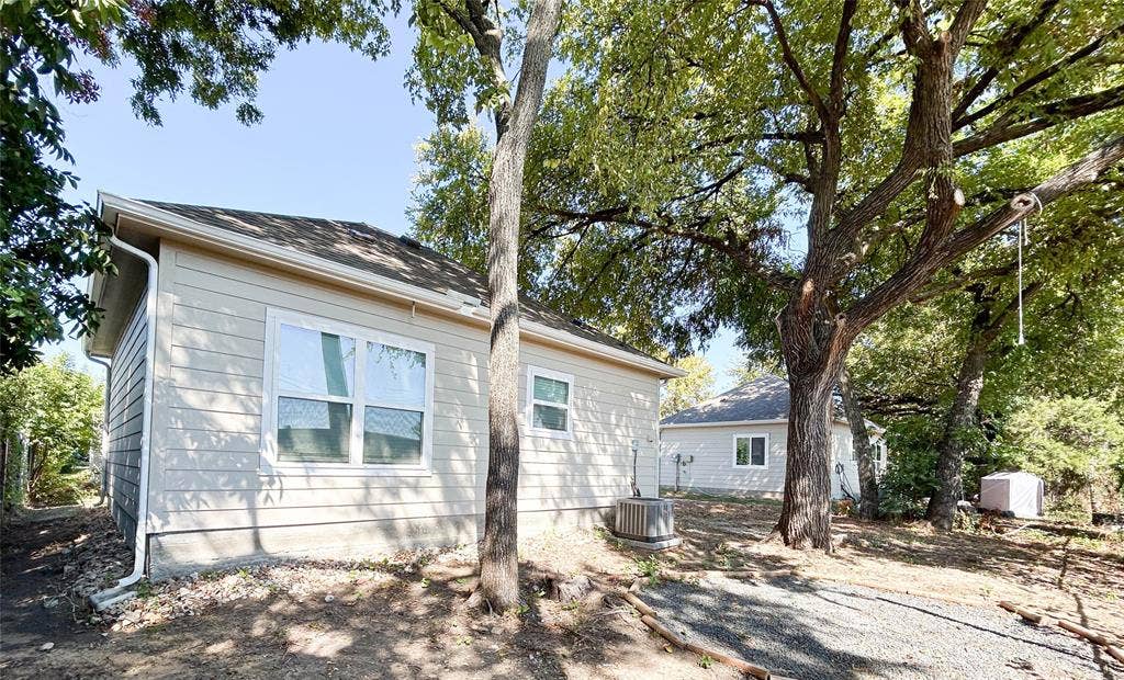 820 Rose Street, #B, Denton, TX 76209 820 Rose Street, #B, Denton, TX 76209