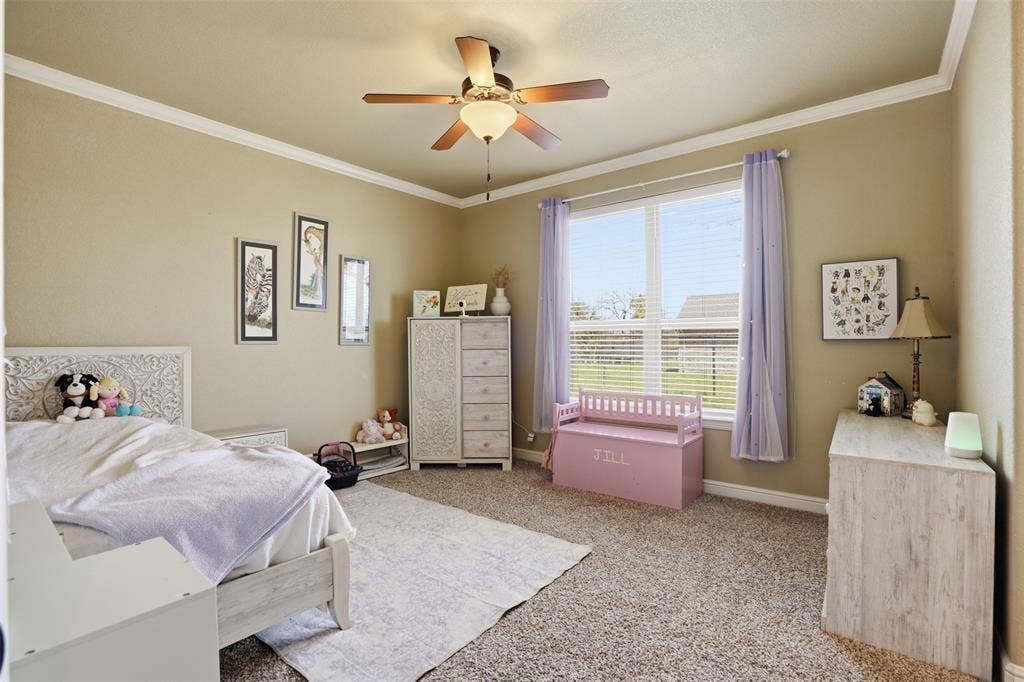 3832 Legend Trail, Granbury, TX 76049 All the secondary bedrooms have great space.