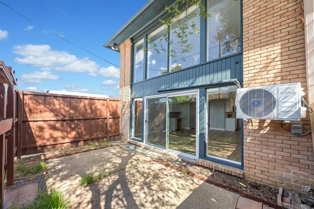 6007 E University Boulevard, #132, Dallas, TX 75206
