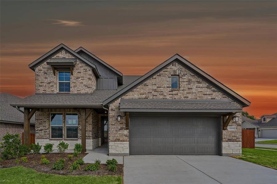 Property photo for 10000 Birchpoint Drive, Fort Worth, TX