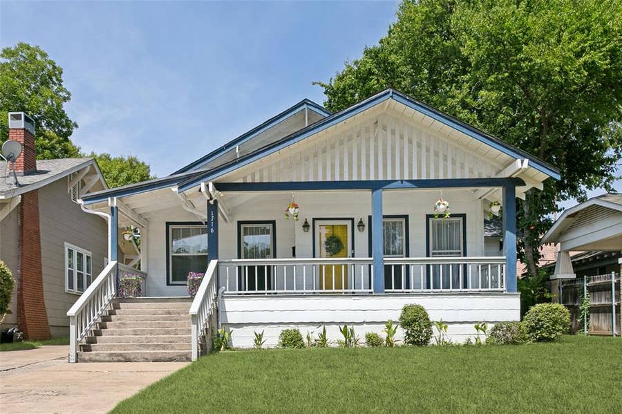 Property photo for 1716 Thomas Place, Fort Worth, TX