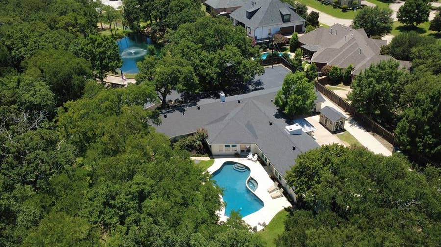 Property photo for 3001 Curry Road, Arlington, TX