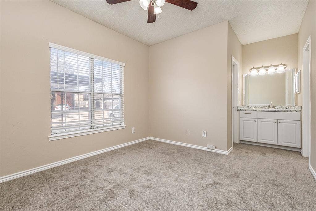 3615 W Northgate Drive, #123, Irving, TX 75062 3615 W Northgate Drive, #123, Irving, TX 75062