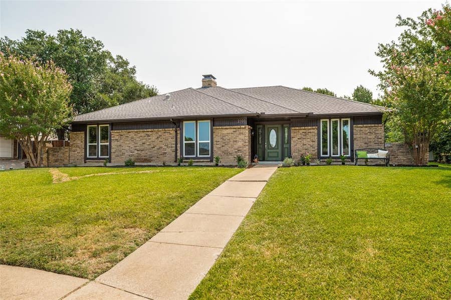 Property photo for 2101 Lyon Court, Plano, TX