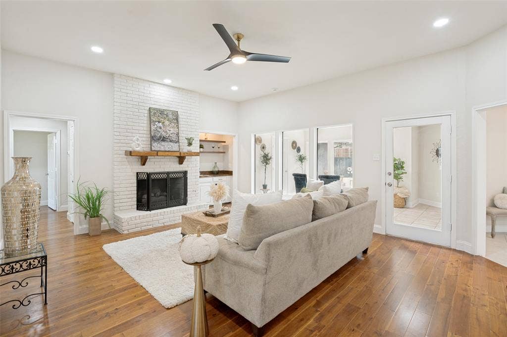 2101 Lyon Court, Plano, TX 75093 2101 Lyon Court, Plano, TX 75093