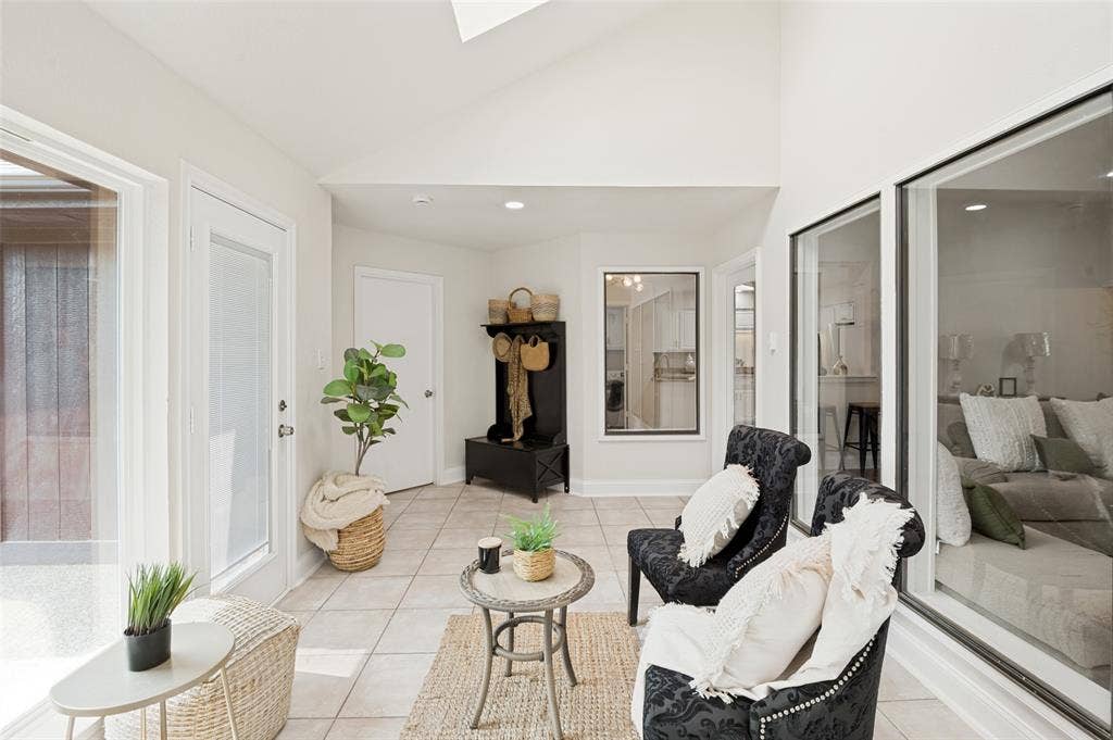 2101 Lyon Court, Plano, TX 75093 2101 Lyon Court, Plano, TX 75093